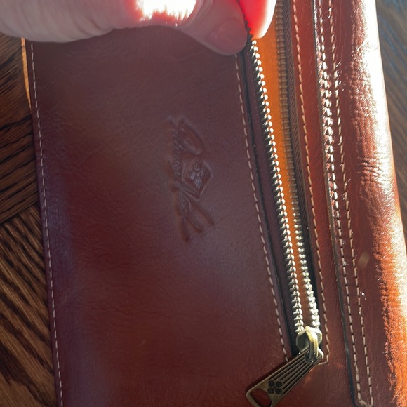 Patricia Nash envelope shape clutch - Picture 6 of 6